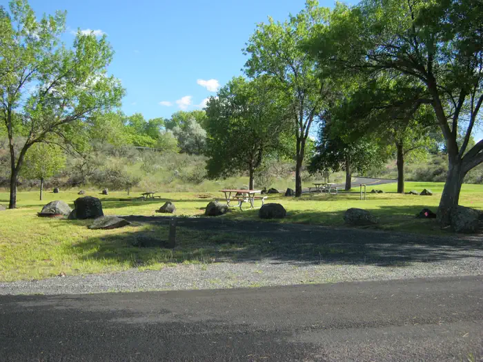 SPRING CANYON photo 3