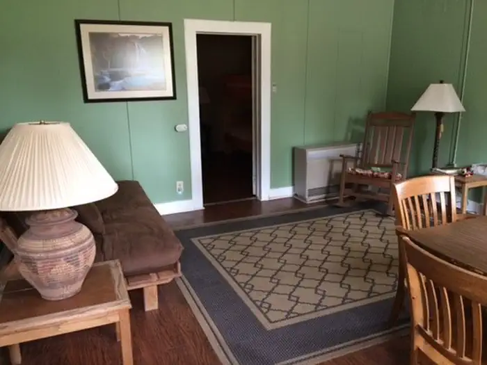 Spring Valley Cabin & Bunkhouse photo 3
