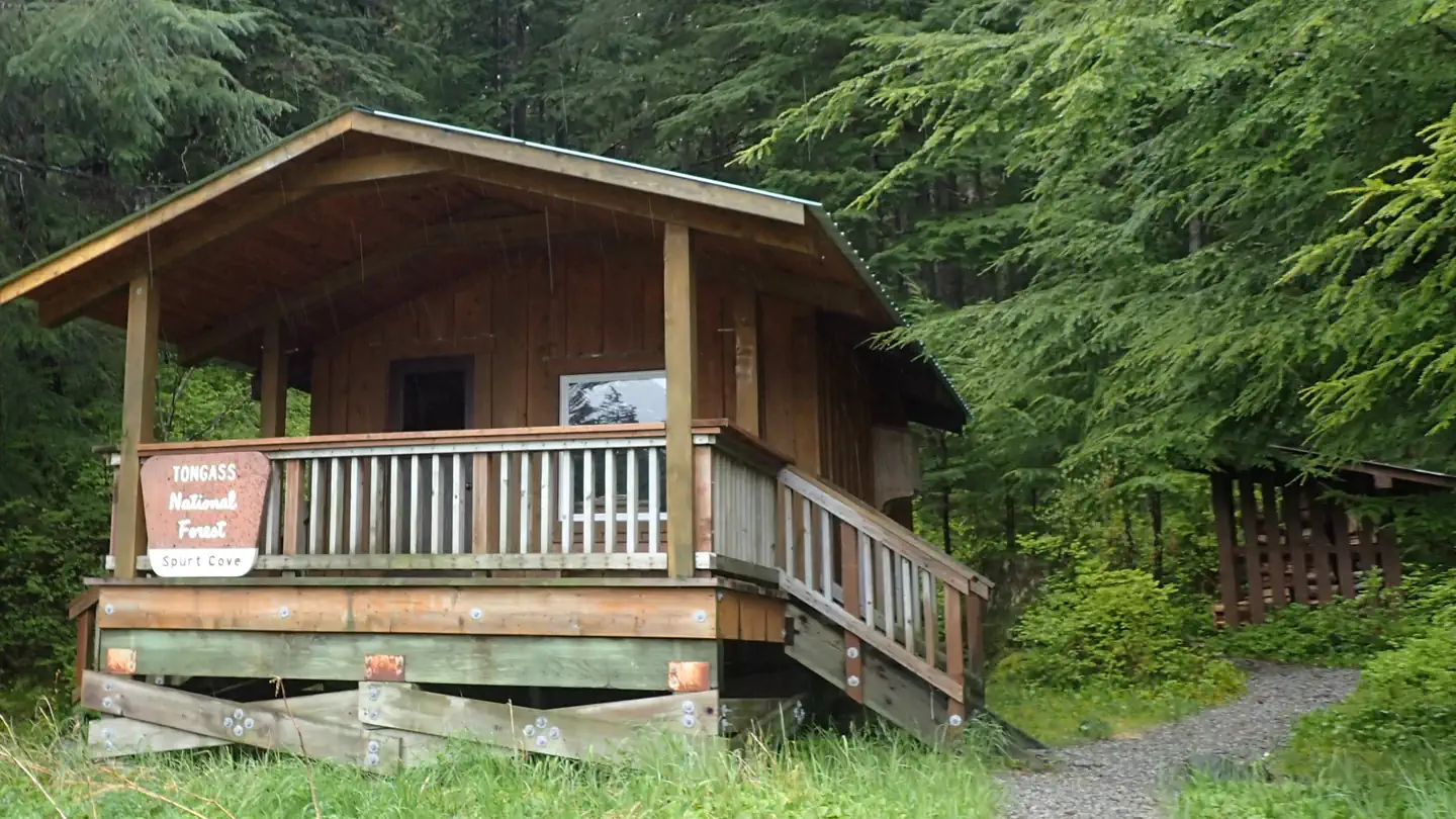 SPURT COVE CABIN photo