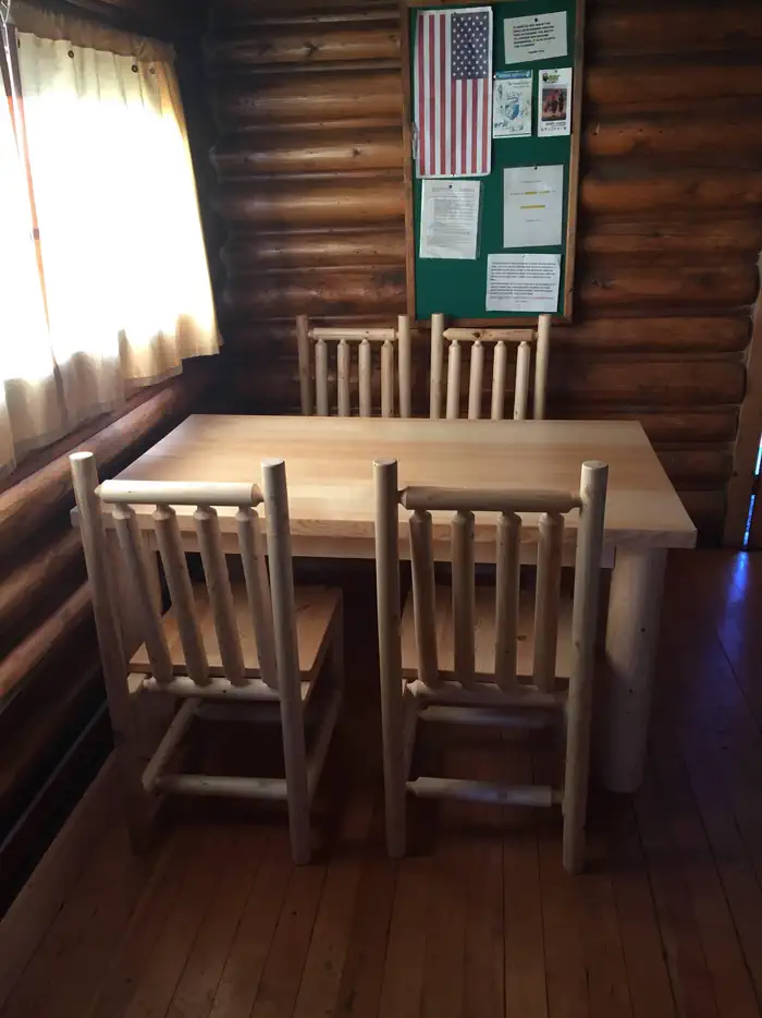 SQUIRREL MEADOWS CABIN photo 4