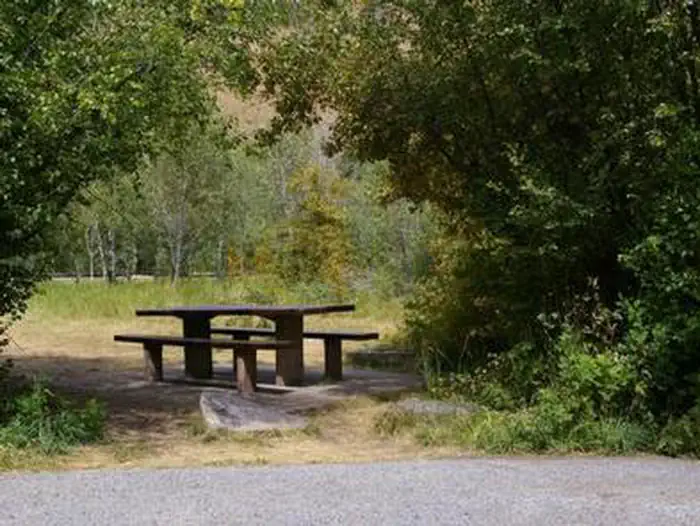 ST. CHARLES CAMPGROUND photo 4