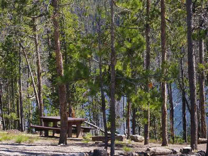 STANLEY LAKE CAMPGROUND photo 2