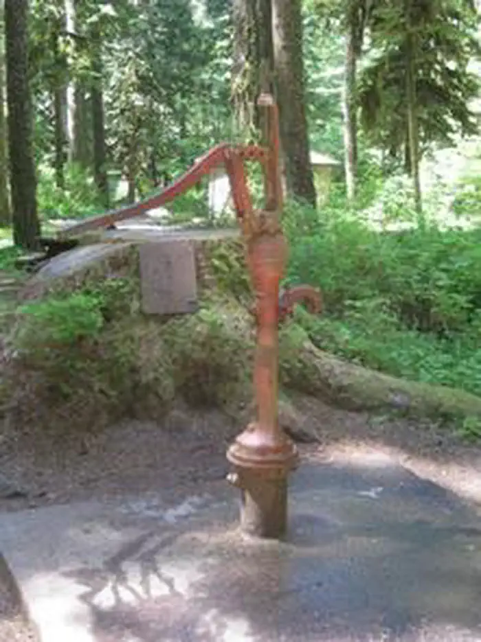 STILL CREEK photo 3