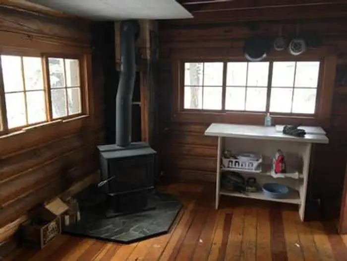 STRAWBERRY CABIN photo 3