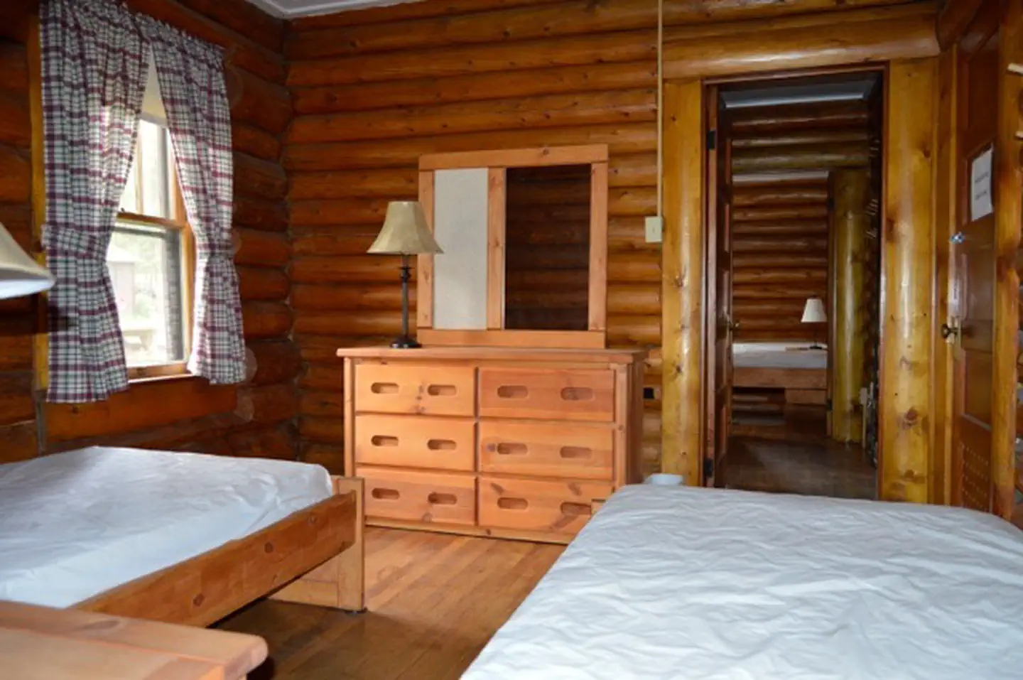 STUB CREEK CABIN photo 3