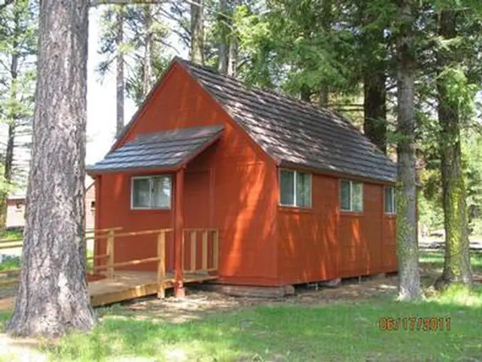 SUMMIT GUARD STATION BUNKHOUSE photo