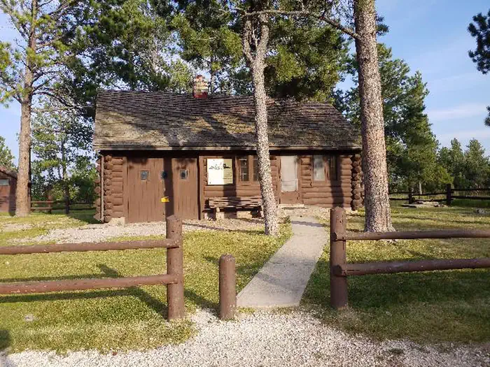 SUMMIT RIDGE LOOKOUT CABIN photo 2