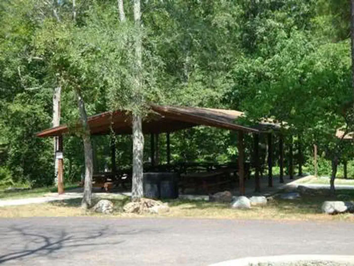 SUTTON BLUFF RECREATION AREA photo 4