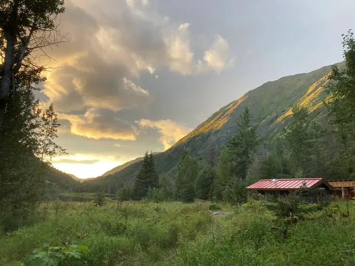 SWAN LAKE CABIN SEWARD photo 3