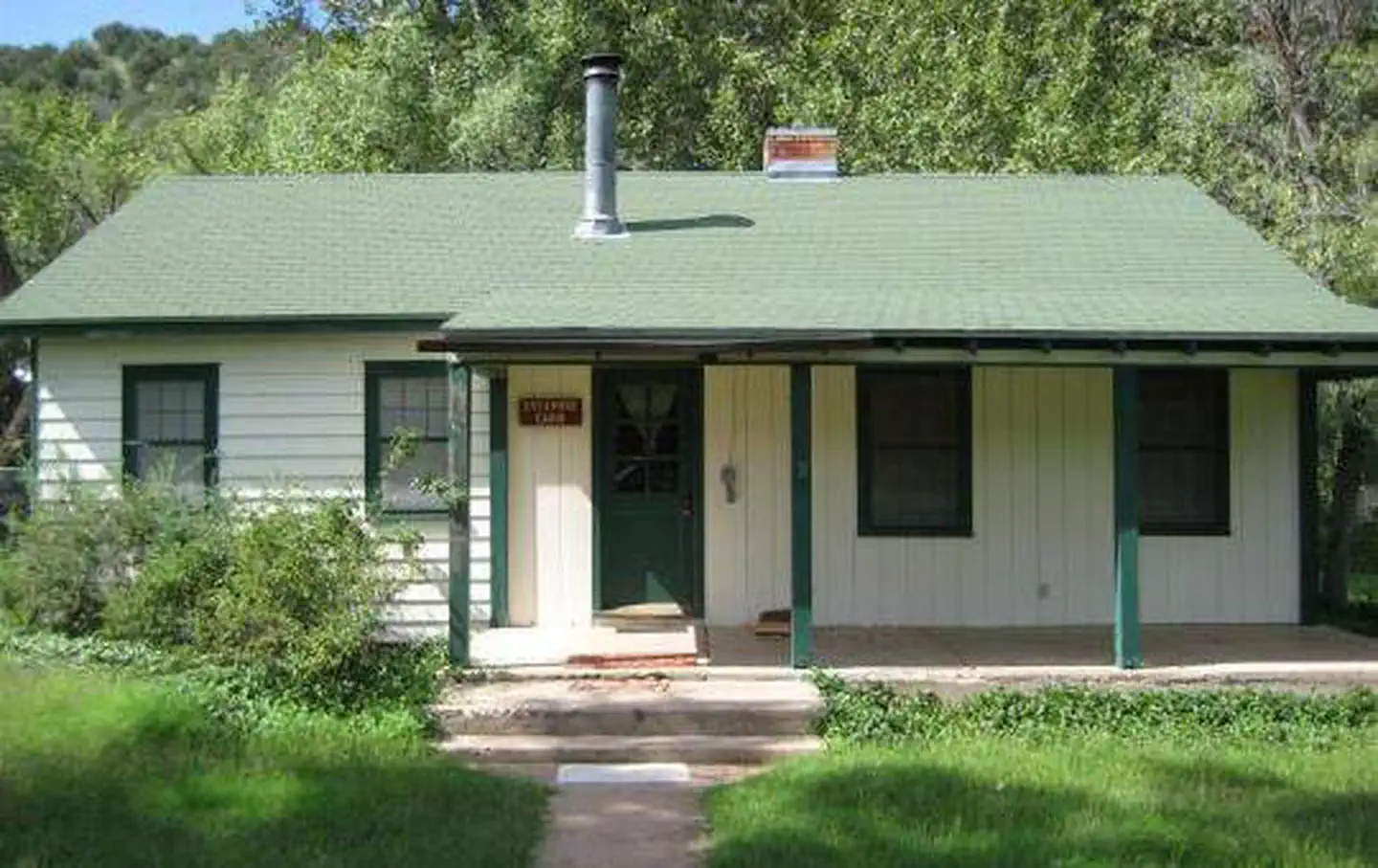 SYCAMORE CABIN photo