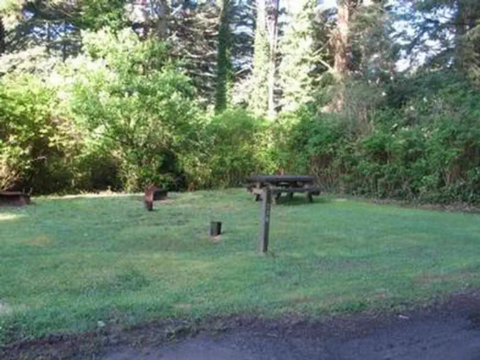 TAHKENITCH LANDING photo 3