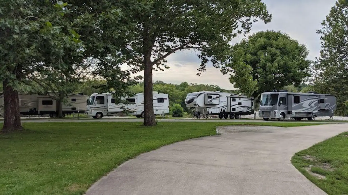 TAILWATER EAST CAMPGROUND photo 2