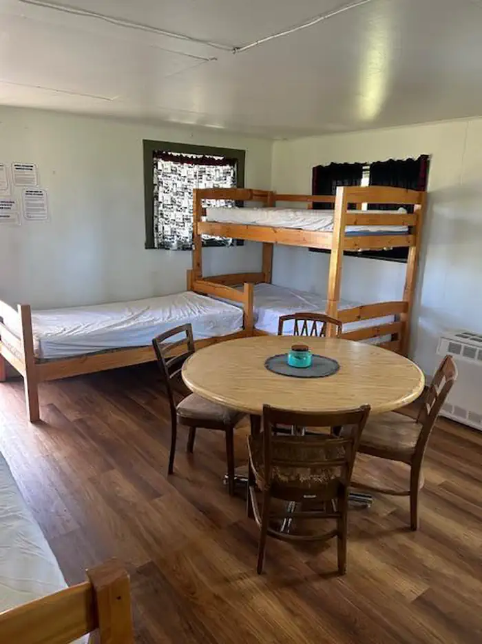 TAMARACK CABIN photo 4
