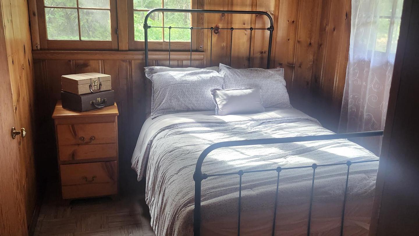 TANEUM CABIN photo
