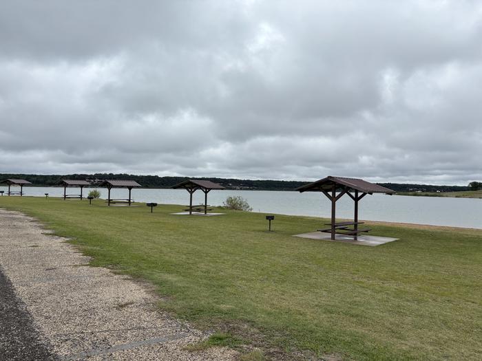 TEMPLES LAKE photo 5