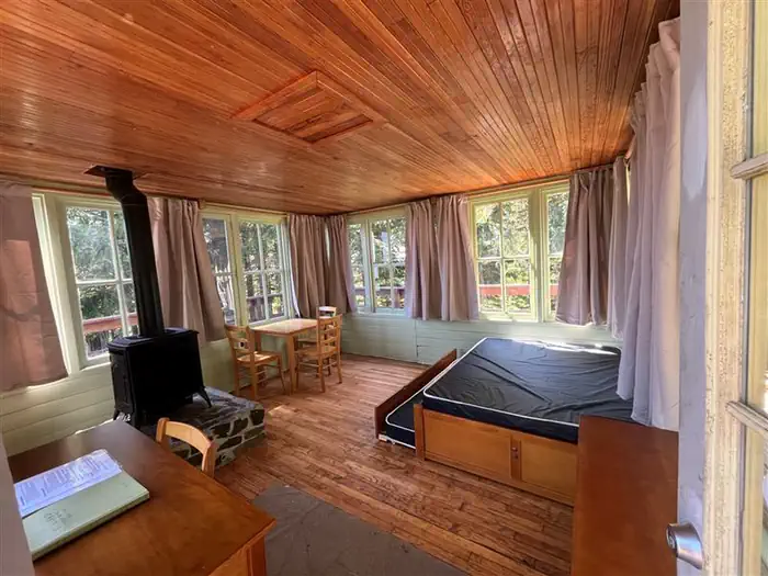 TIMBER BUTTE CABIN photo 5