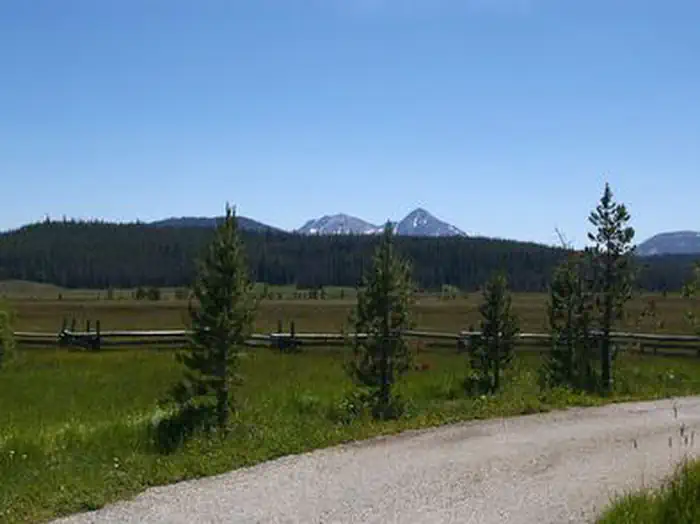 TRAP CREEK CAMPGROUND photo 4