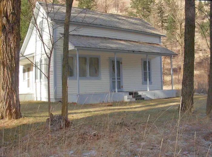 TUCANNON GUARD STATION photo 3