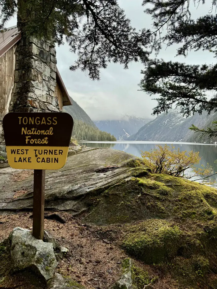TURNER LAKE WEST CABIN photo 2