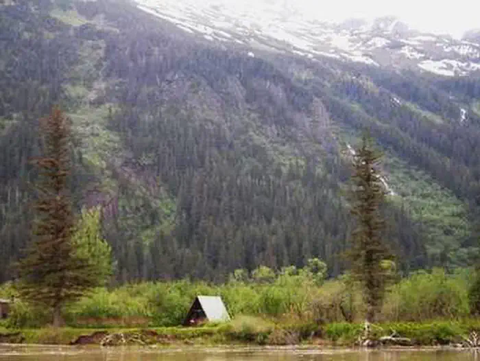 TWIN LAKES CABIN (AK) photo 5