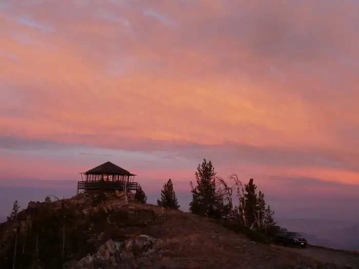 Tyee Lookout photo 4