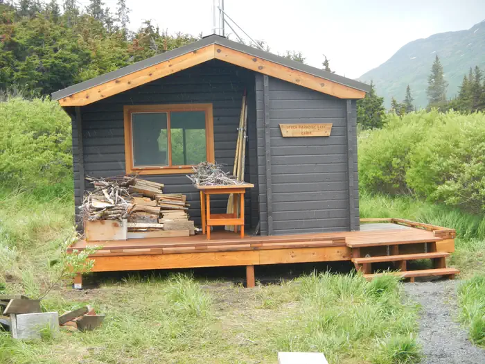 UPPER PARADISE LAKE CABIN photo 2