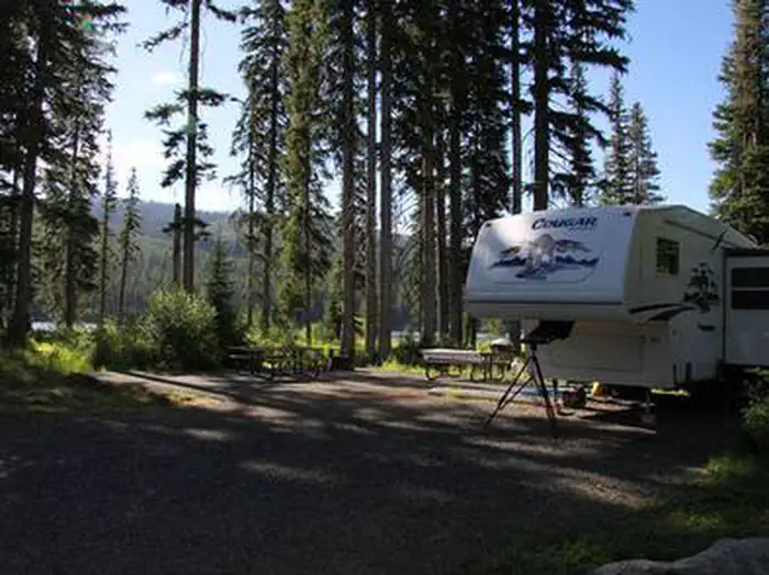 UPPER PAYETTE LAKE CAMPGROUND photo 3