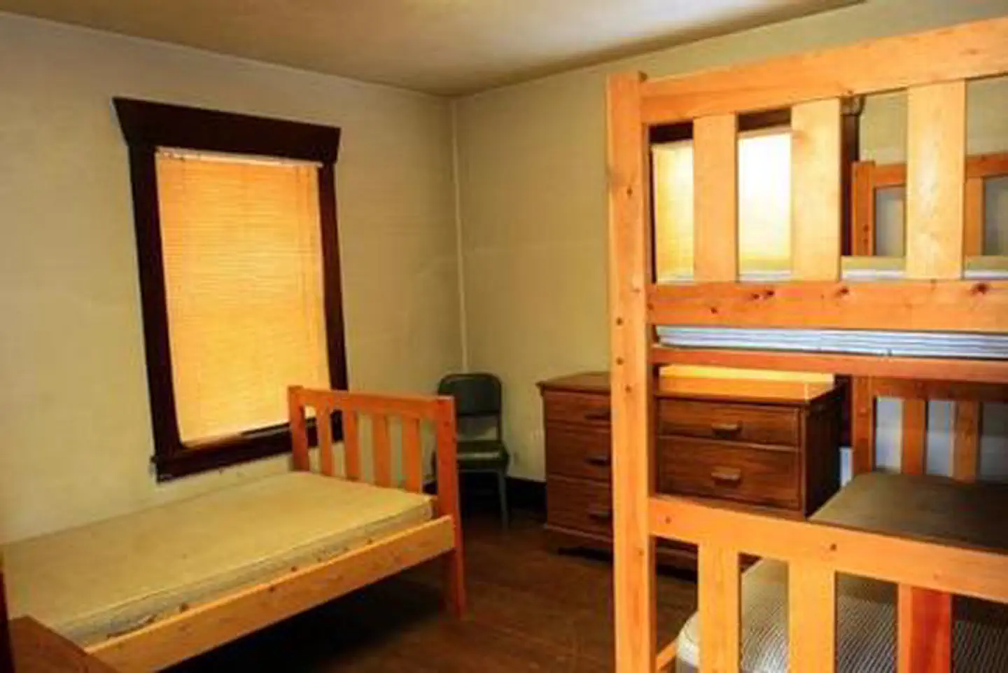 VIGILANTE CABIN photo 2