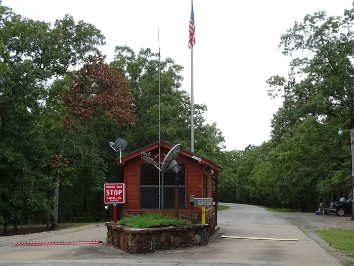 VIRGIL POINT photo 3
