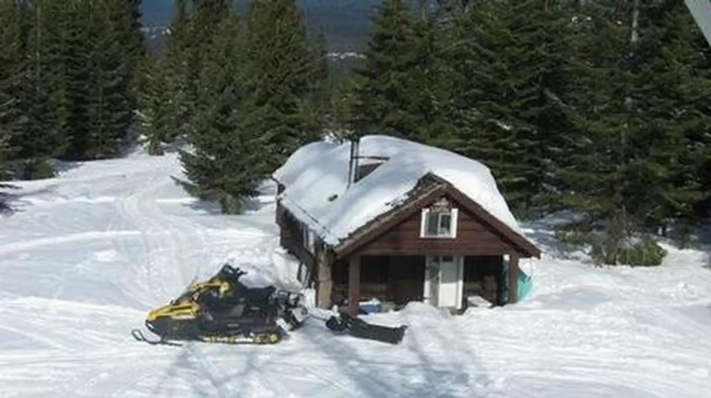 WALDE LOOKOUT CABIN photo