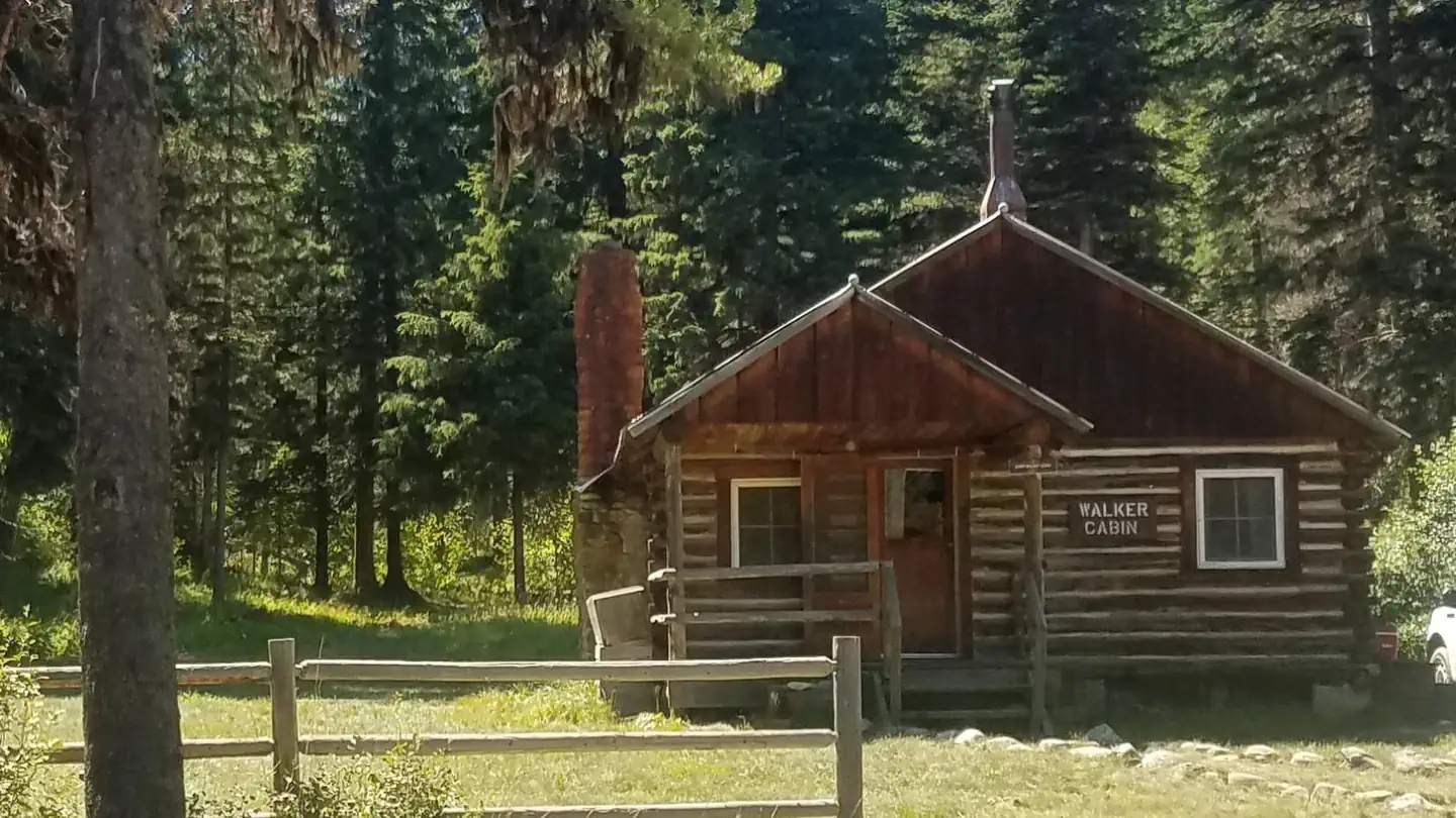WALKER CABIN photo