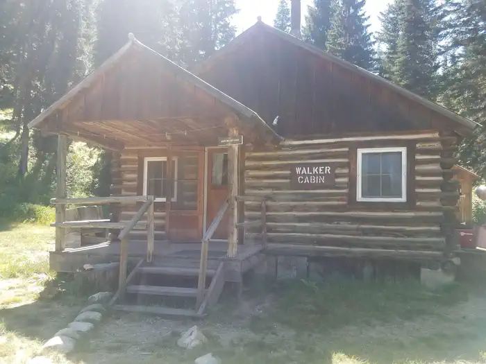 WALKER CABIN photo 3