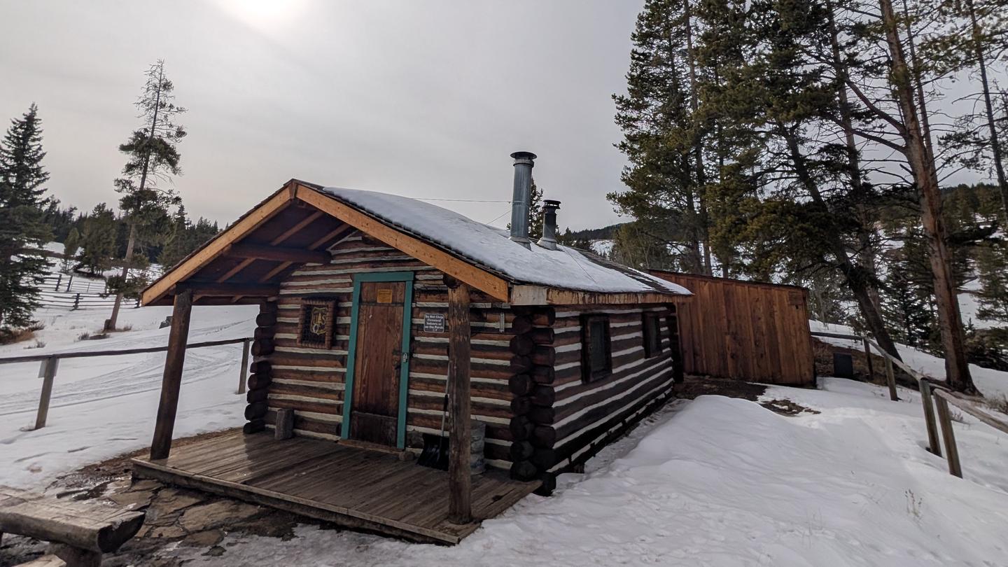 WAPITI CABIN photo