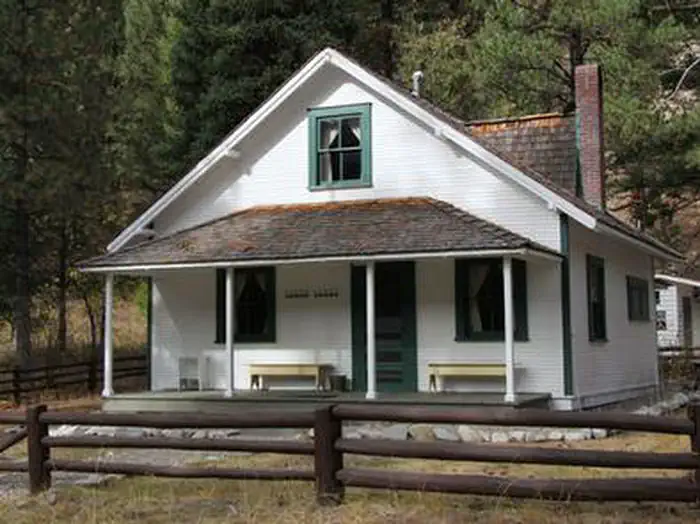 WARM SPRINGS GUARD STATION photo 5