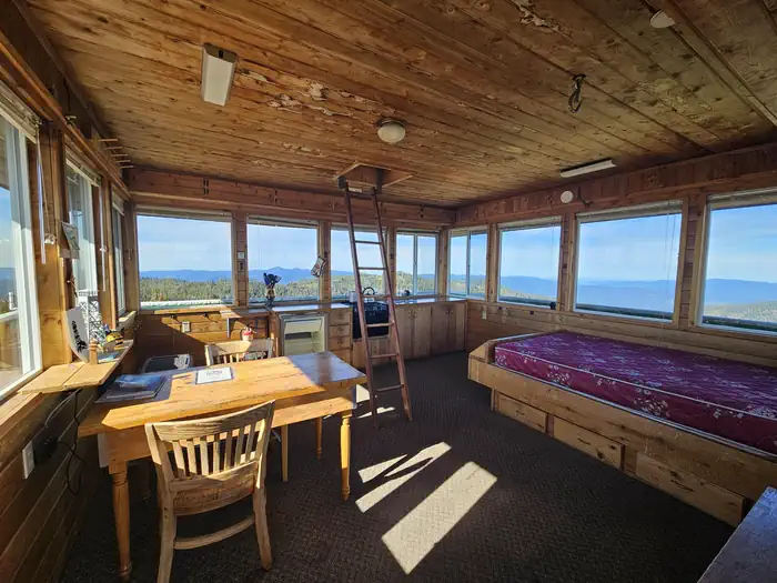 WARNER MOUNTAIN LOOKOUT photo 4