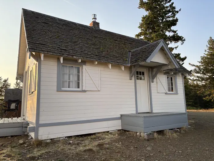 WENATCHEE GUARD STATION photo 5