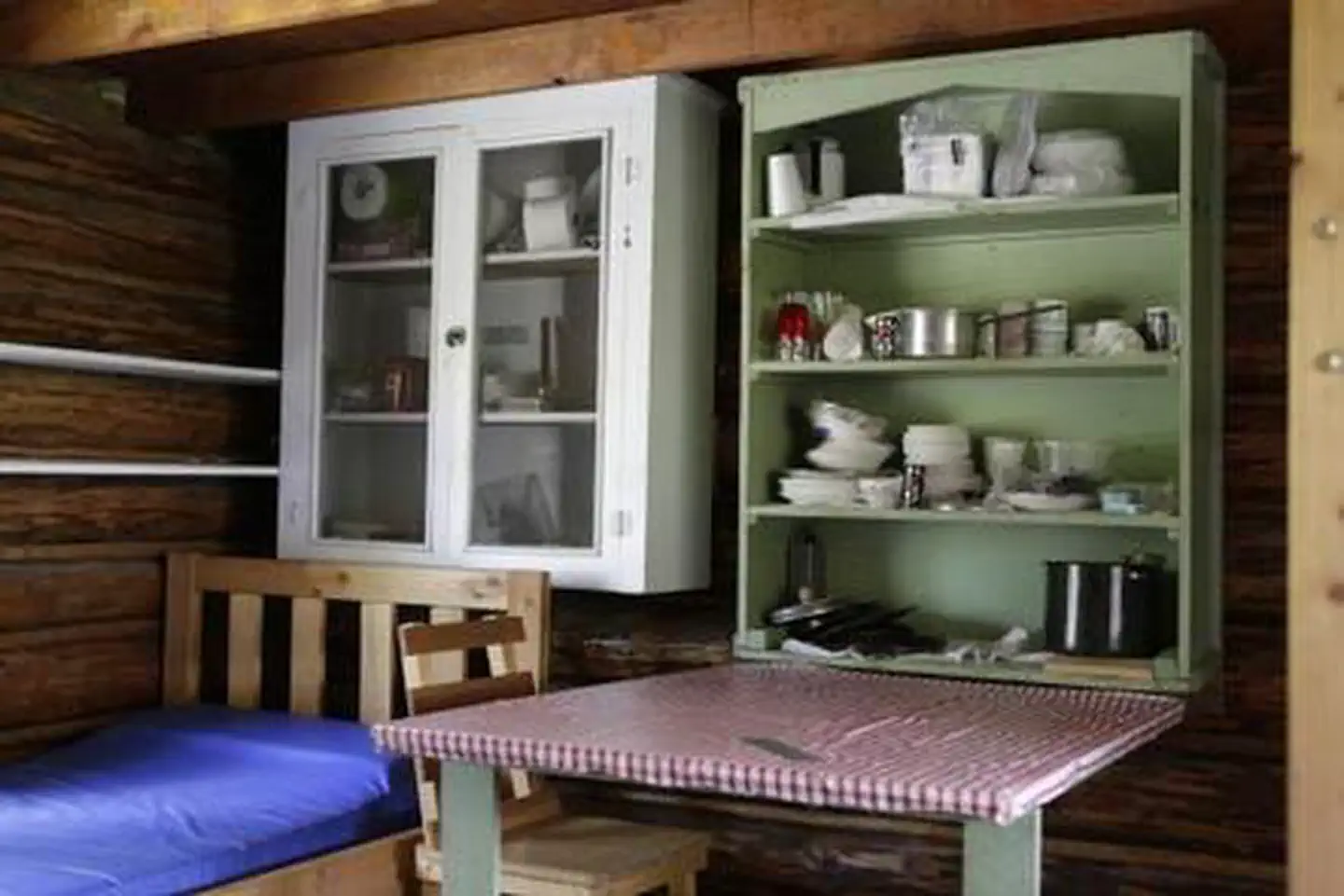 WEST FORK CABIN (S OF ENNIS) photo 2