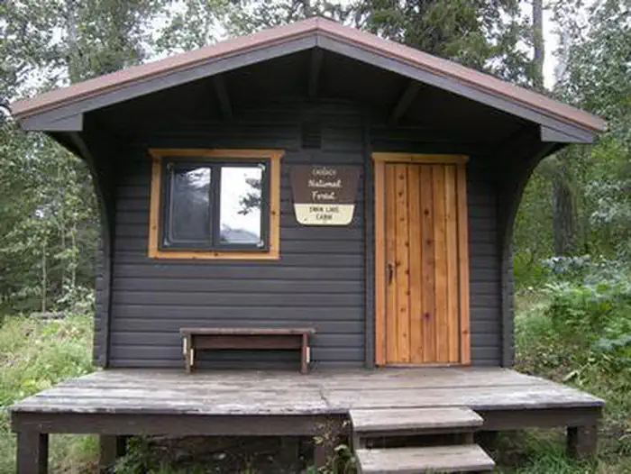 WEST SWAN LAKE CABIN photo 3