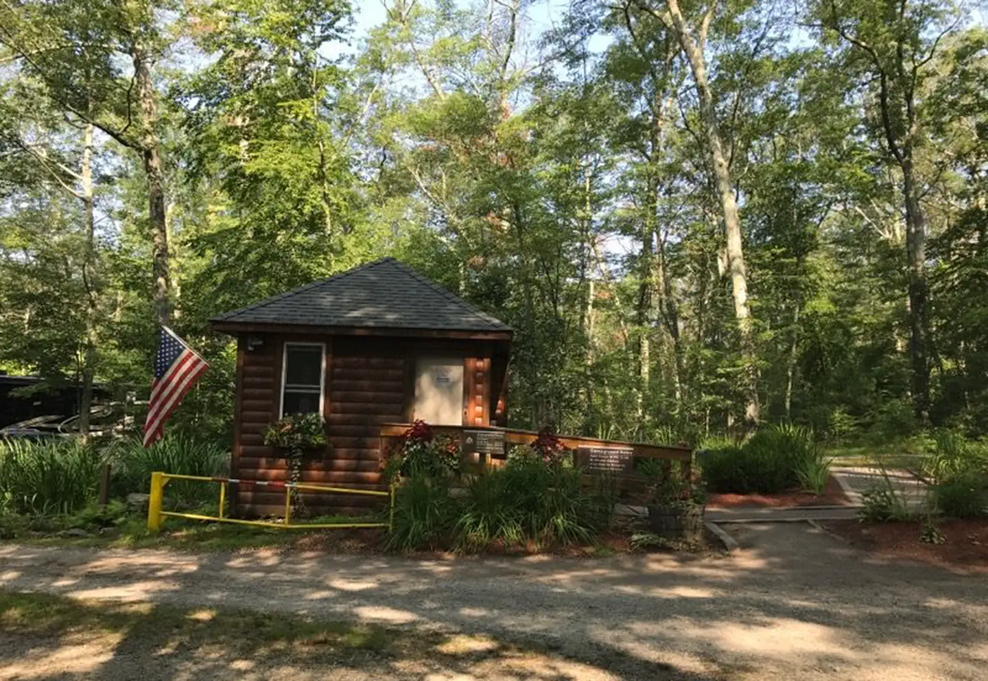 West Thompson Lake Campground photo 4
