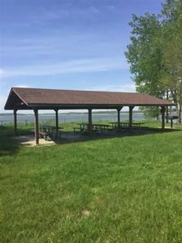 WHITEBREAST POINT SHELTER (IA) photo 2