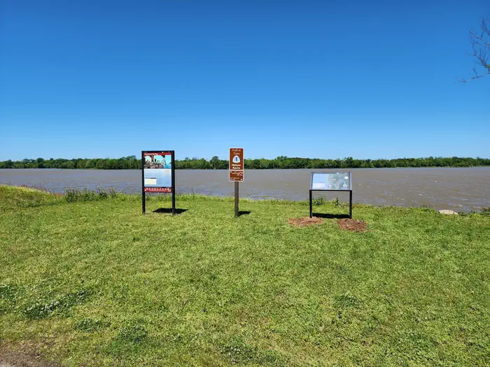 WILLOW BEACH photo 2