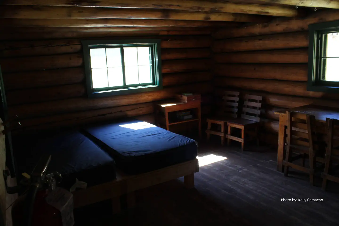 WINDOW ROCK CABIN photo 2