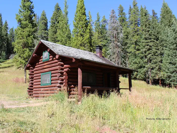 WINDOW ROCK CABIN photo 4