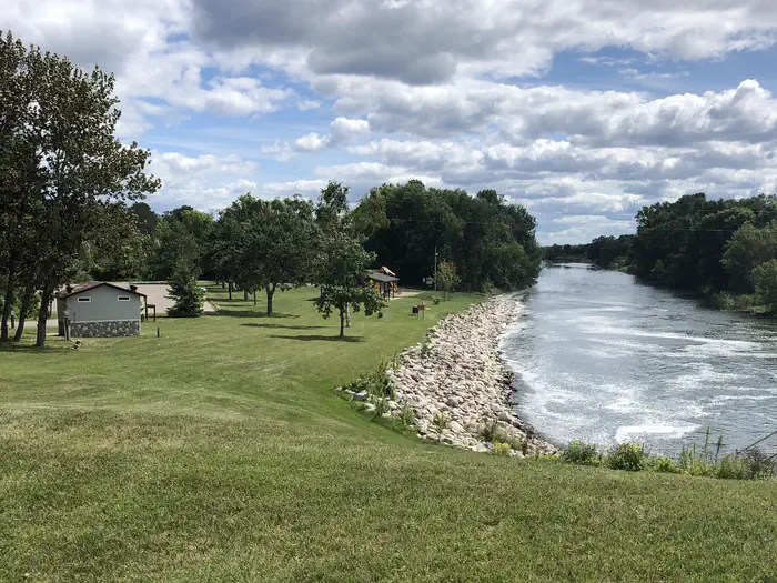 Winnie Dam Campground - USACE photo 4