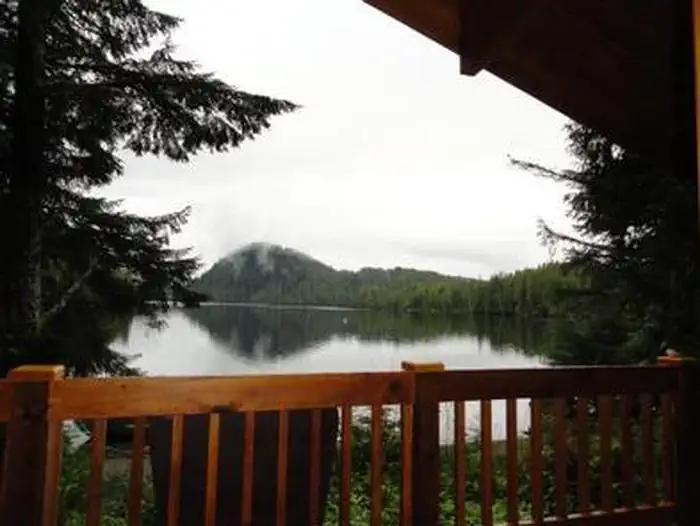 WINSTANLEY ISLAND CABIN photo 3