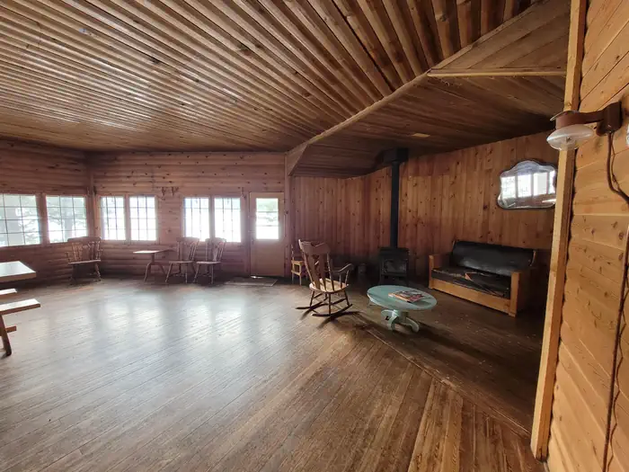 WOODS CABIN photo 5