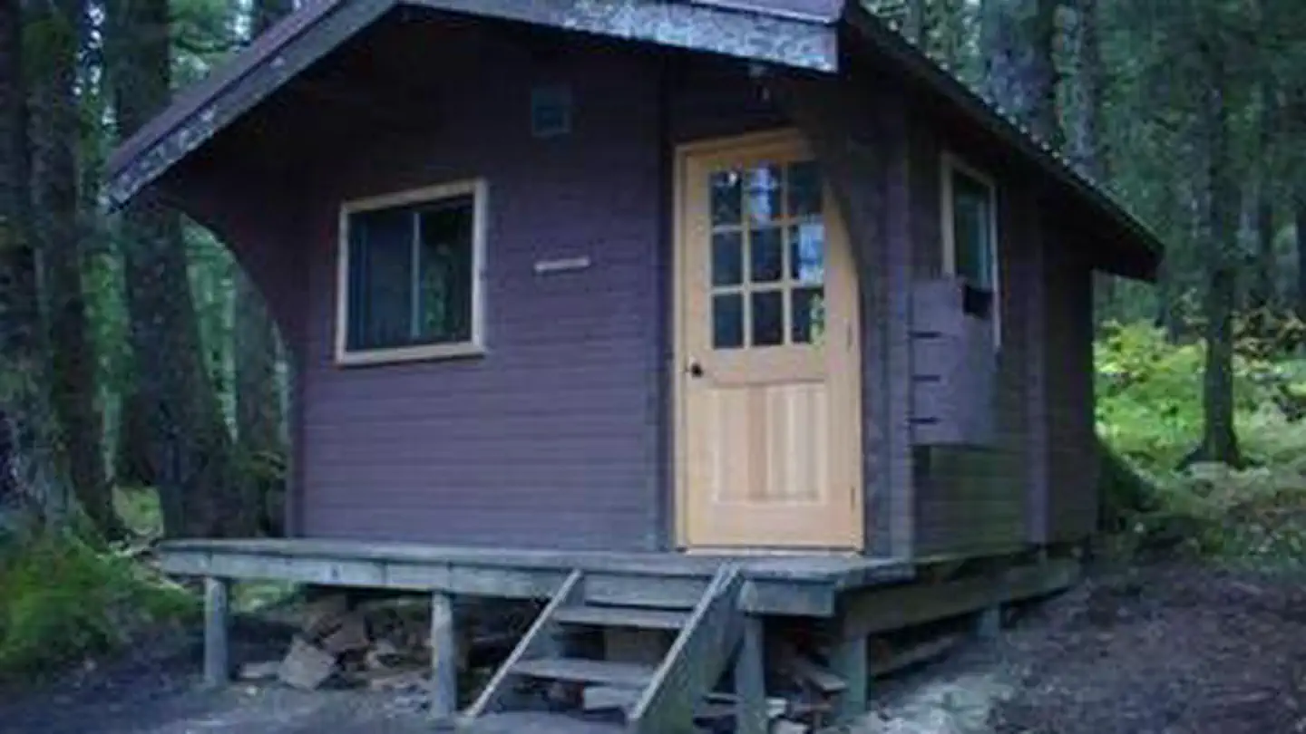 YOUNG LAKE (NORTH) CABIN photo