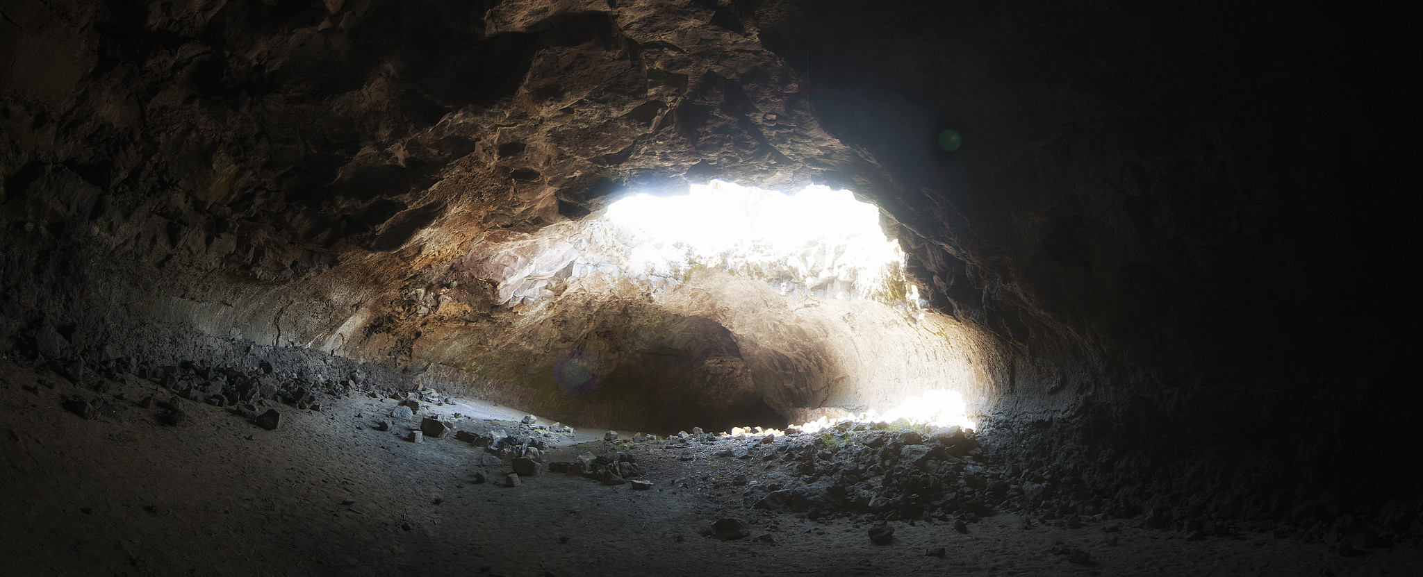 Derrick Cave photo