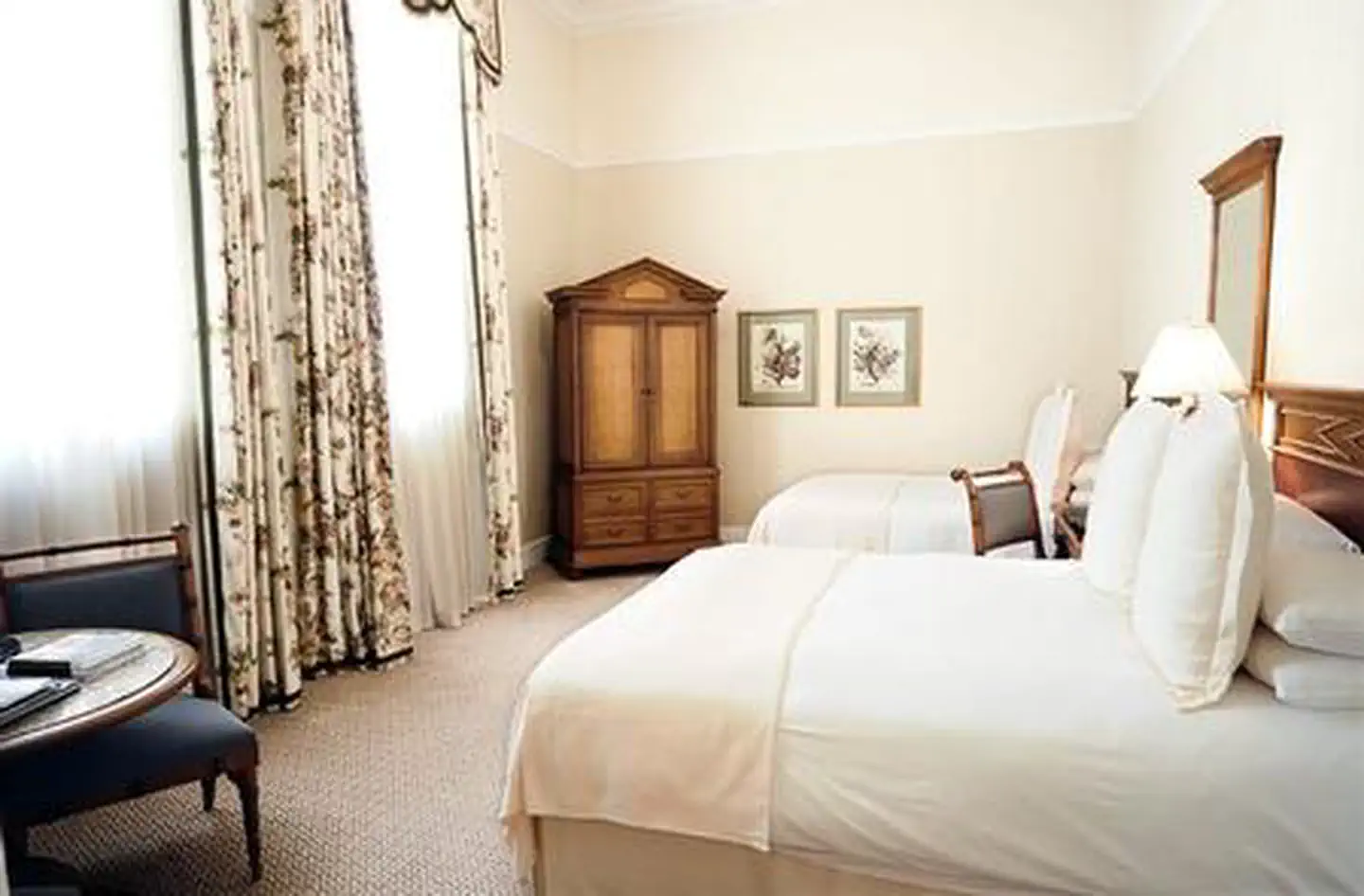 Capital Hotel photo 2