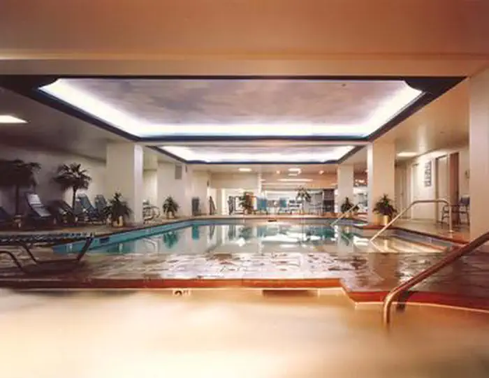 Hilton Cincinnati Netherland Plaza photo 2